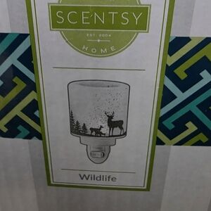 Scentsy Wildlife Candle Holder in Black and White